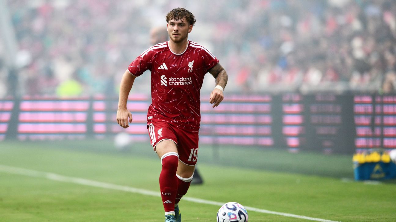 哈维·埃利奥特回归利物浦，维拉租借后仍不确定未来